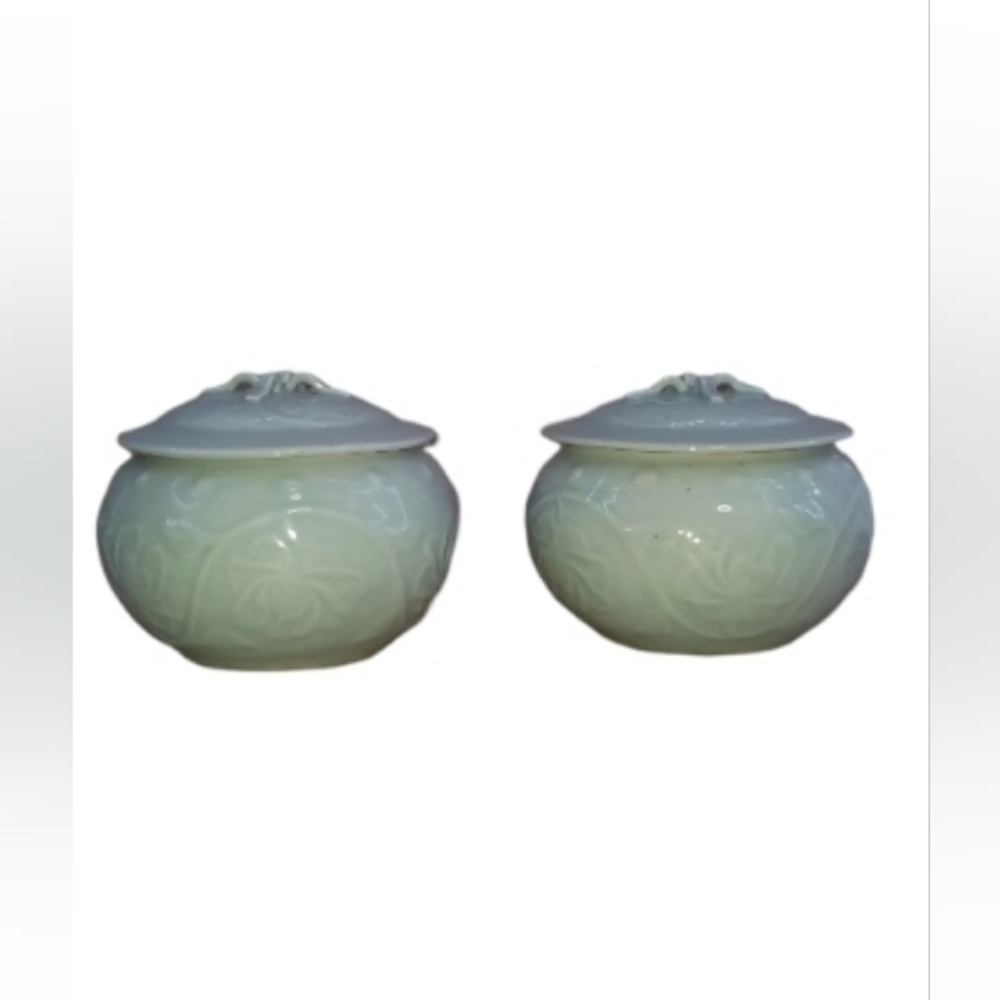 Chinese Celadon Jar Pot Lid Vessel Green Ware Flower Marked Set - Picture 3 of 7
